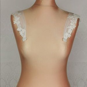 Detachable wedding dress straps
